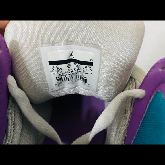 Jordan Retro 7's Mineral Blue Bright Violet - Picture 4 of 5